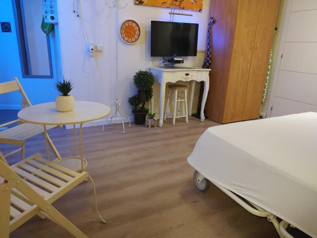 Bugrashov 13 Room Tel Aviv Ngoại thất bức ảnh