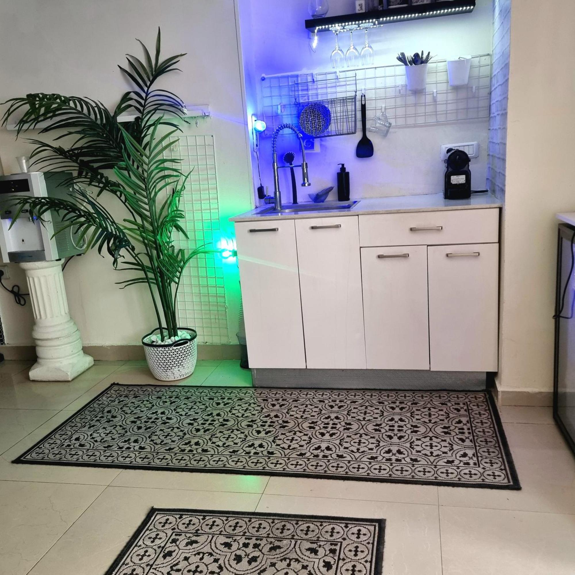 Bugrashov 13 Room Tel Aviv Ngoại thất bức ảnh